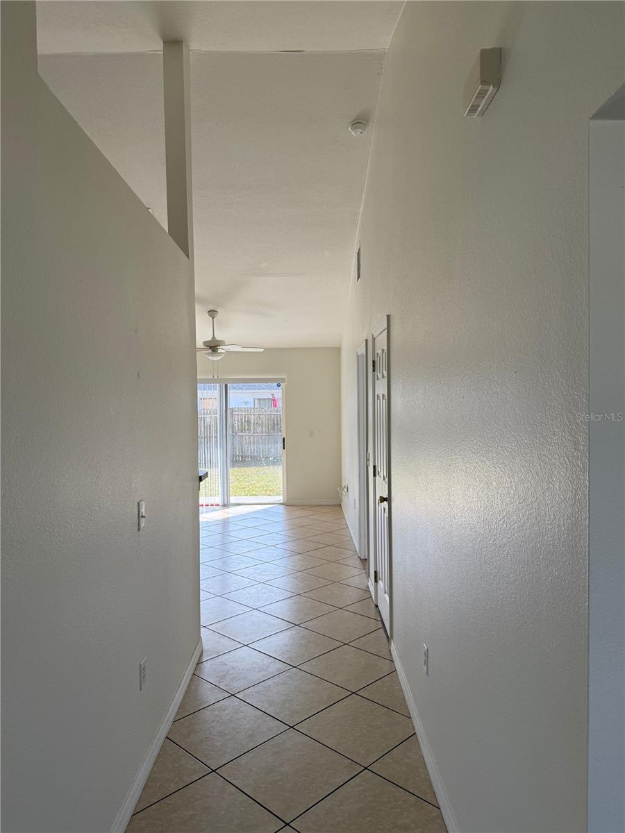 Image 20 of 24 For 24 Sawfish Court