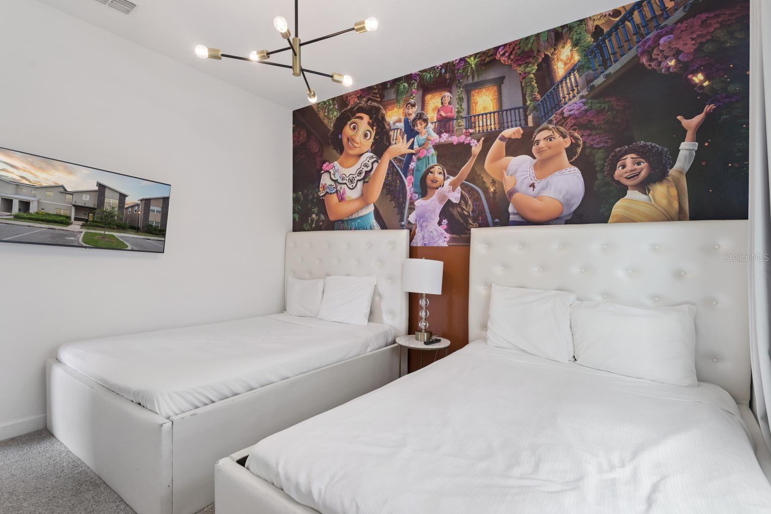 Image 24 of 42 For 2955 Penelope Loop