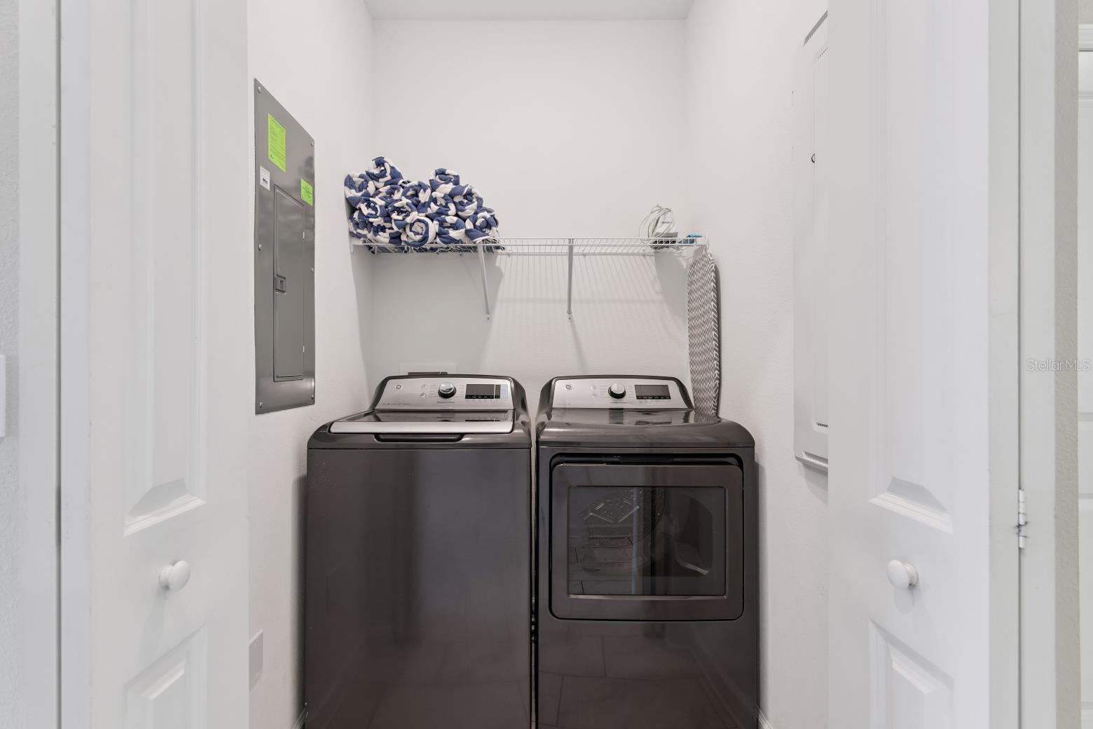 Image 36 of 42 For 2955 Penelope Loop