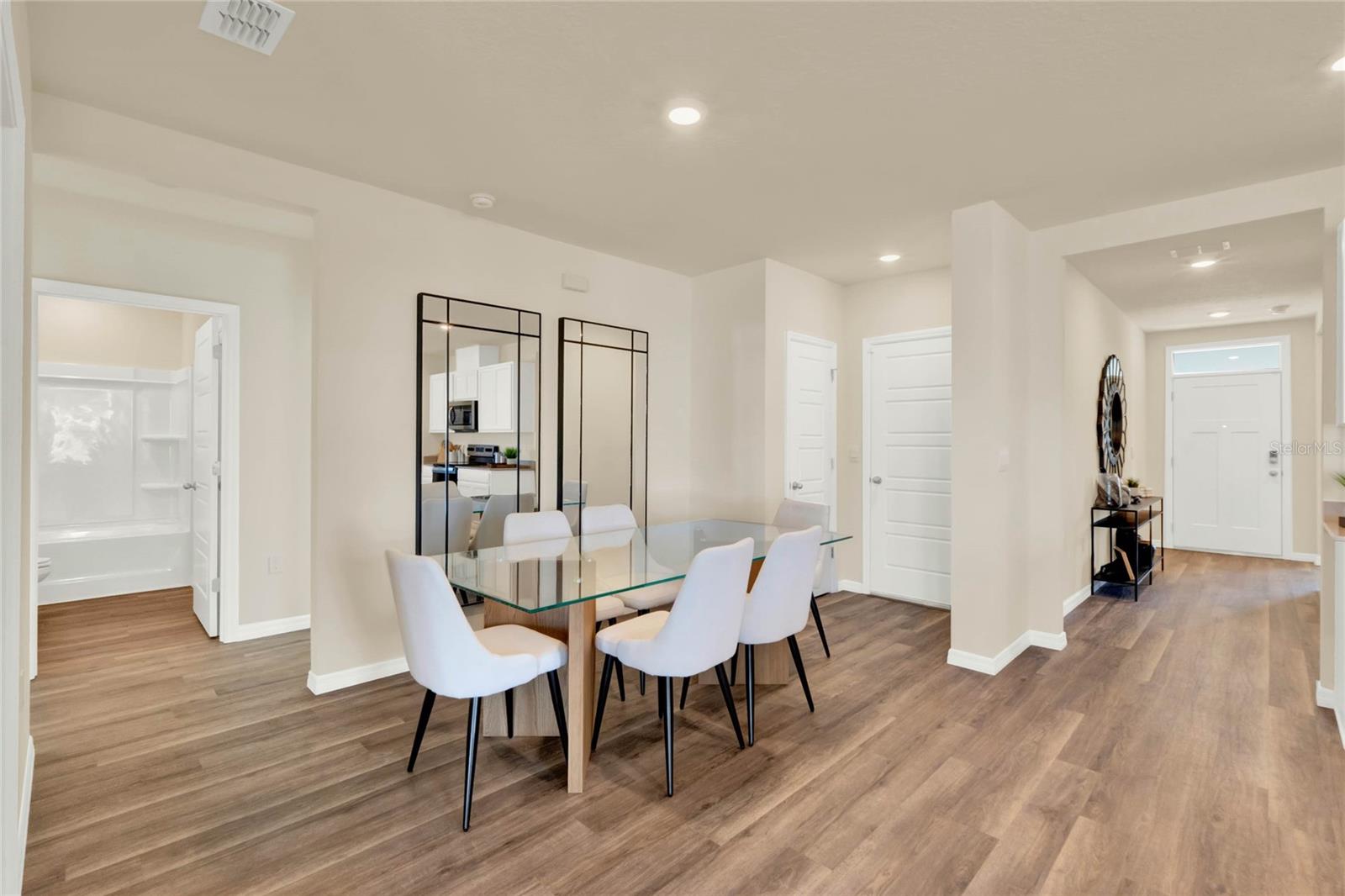 Image 8 of 27 For 7870 Forrest Fox Way