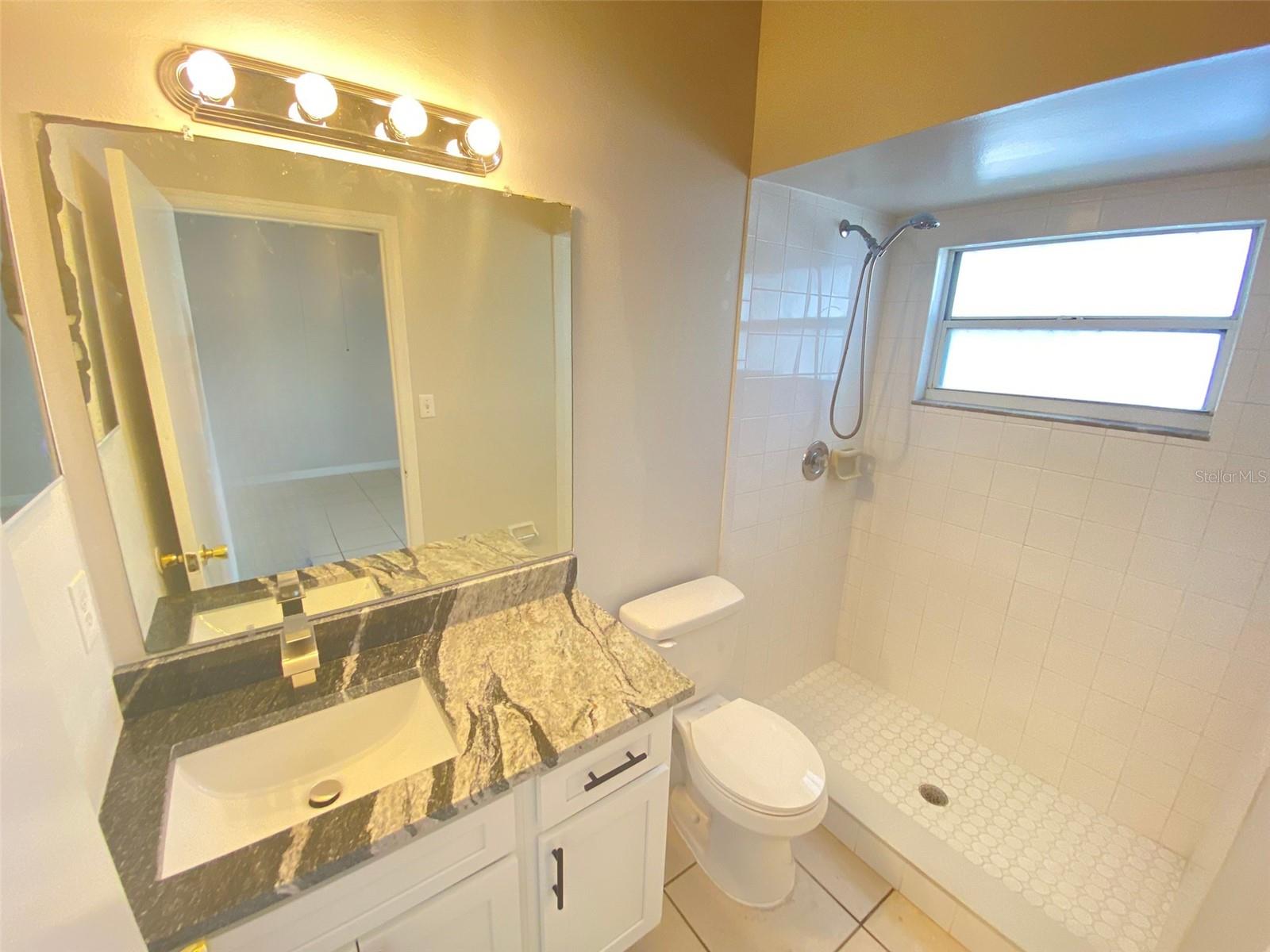 Image 7 of 22 For 312 San Gabriel Street