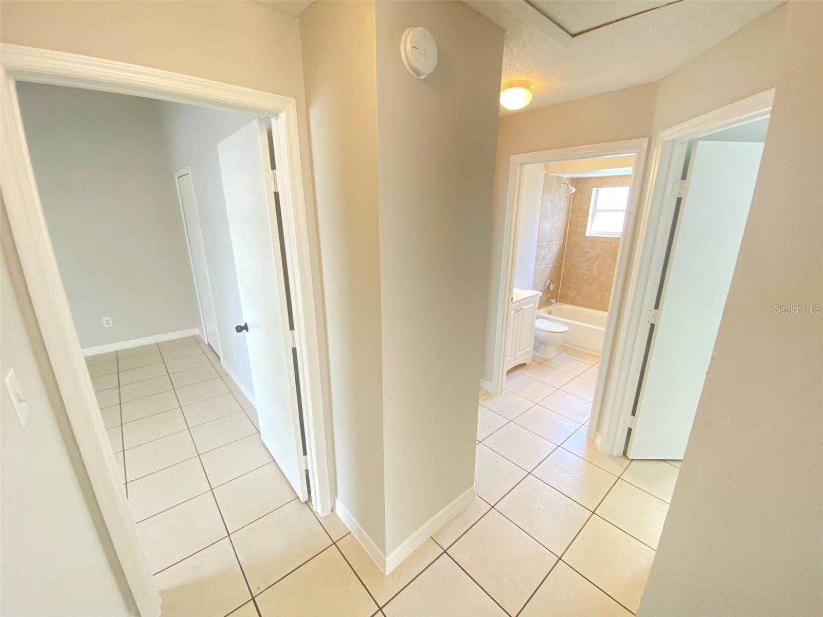 Image 8 of 22 For 312 San Gabriel Street