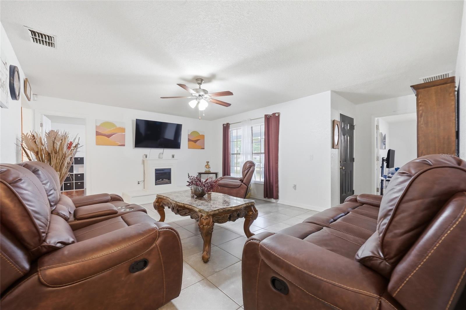 Image 10 of 44 For 152 Jenny Way