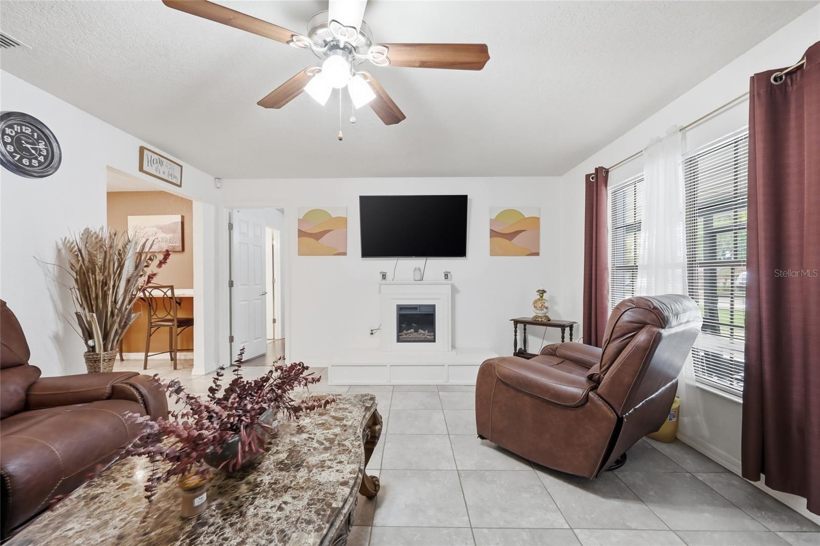 Image 11 of 44 For 152 Jenny Way