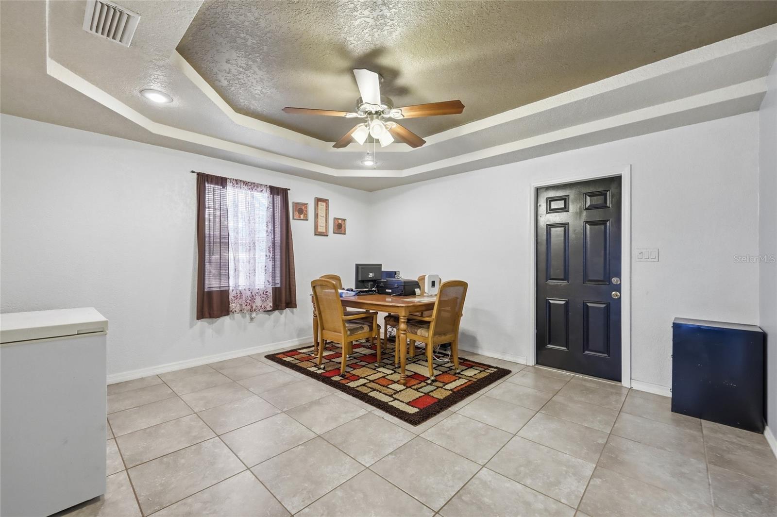 Image 17 of 44 For 152 Jenny Way