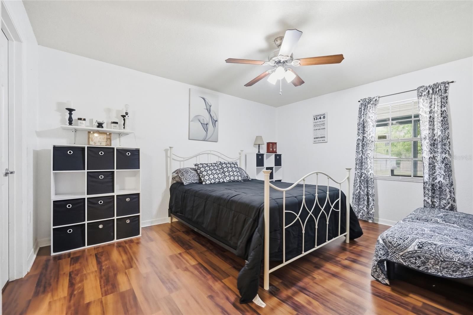 Image 23 of 44 For 152 Jenny Way