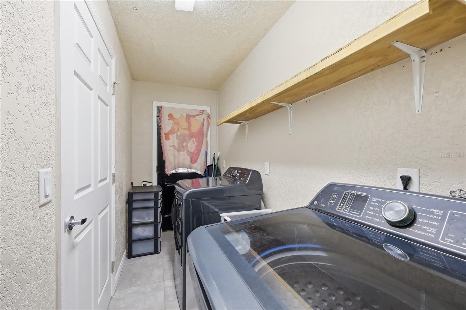 Image 32 of 44 For 152 Jenny Way