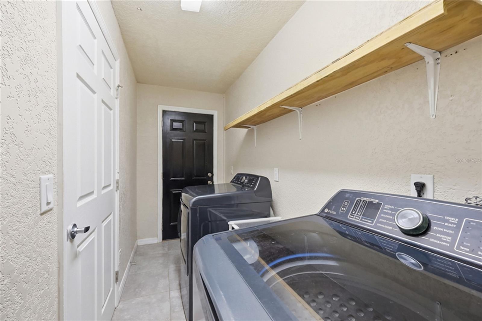 Image 33 of 44 For 152 Jenny Way