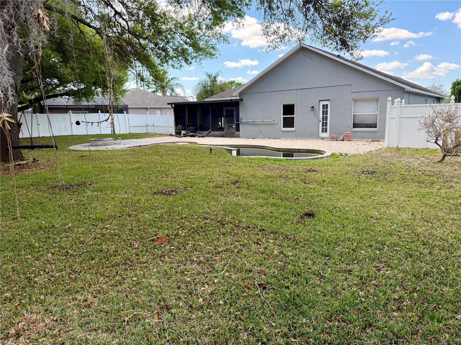 Image 16 of 17 For 2031 Wintermere Pointe Drive