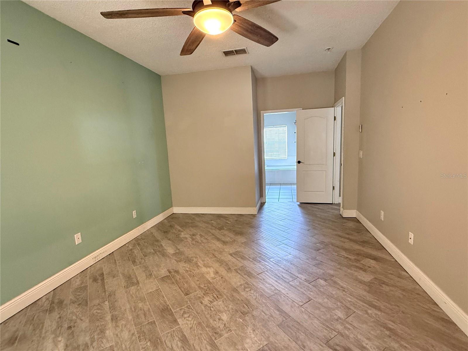 Image 8 of 17 For 2031 Wintermere Pointe Drive