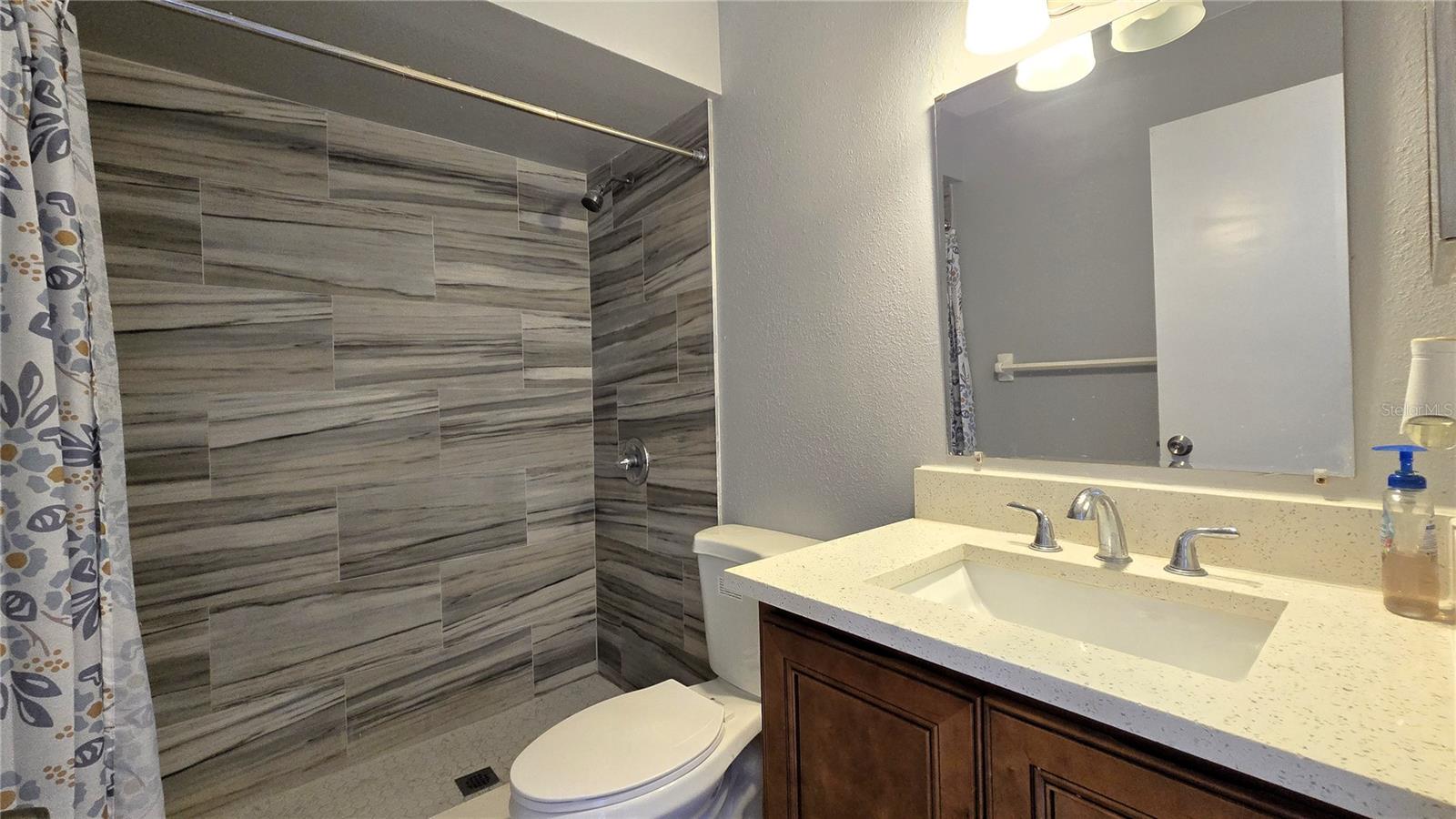 Image 33 of 41 For 54 Marbrisa Way