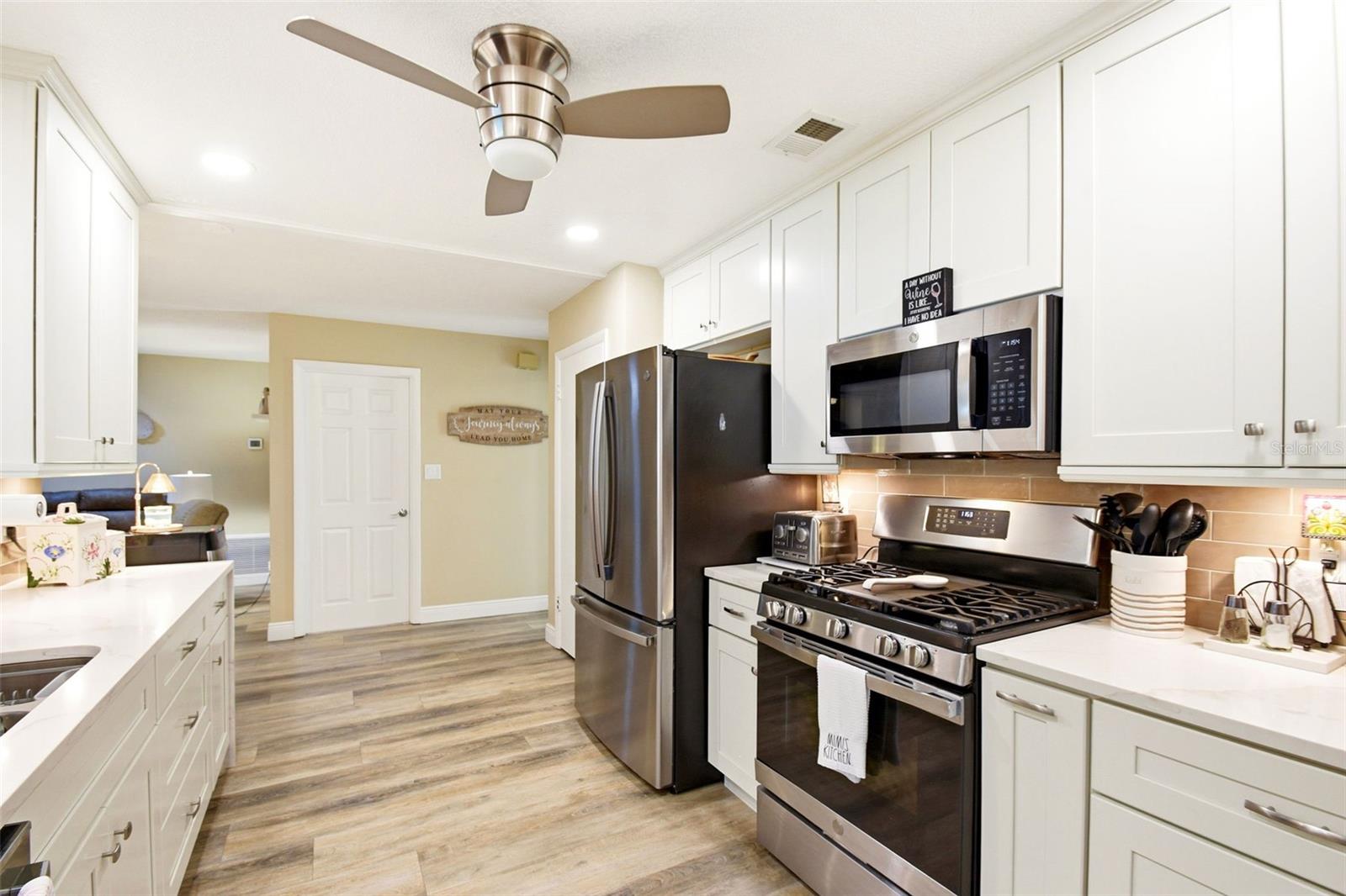 Image 16 of 47 For 2636 Talbot Road