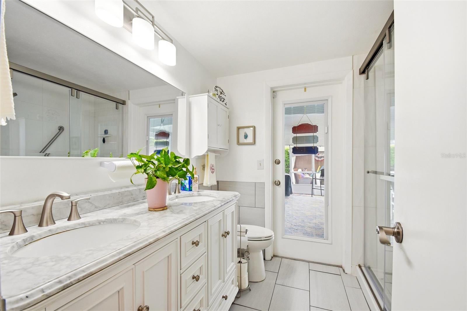 Image 28 of 47 For 2636 Talbot Road