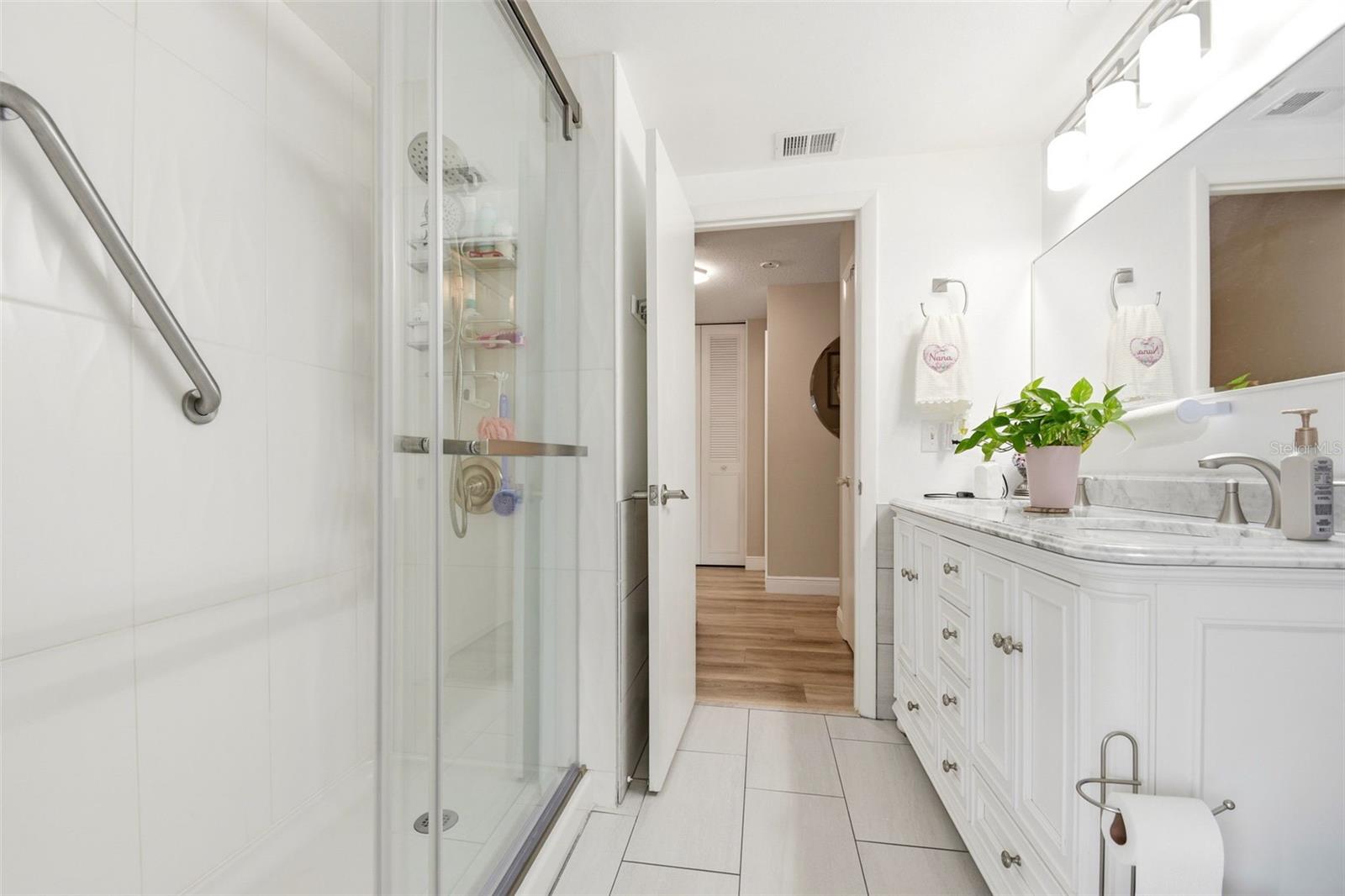 Image 29 of 47 For 2636 Talbot Road