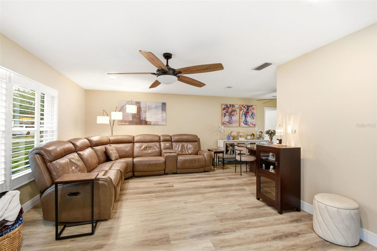 Image 5 of 47 For 2636 Talbot Road