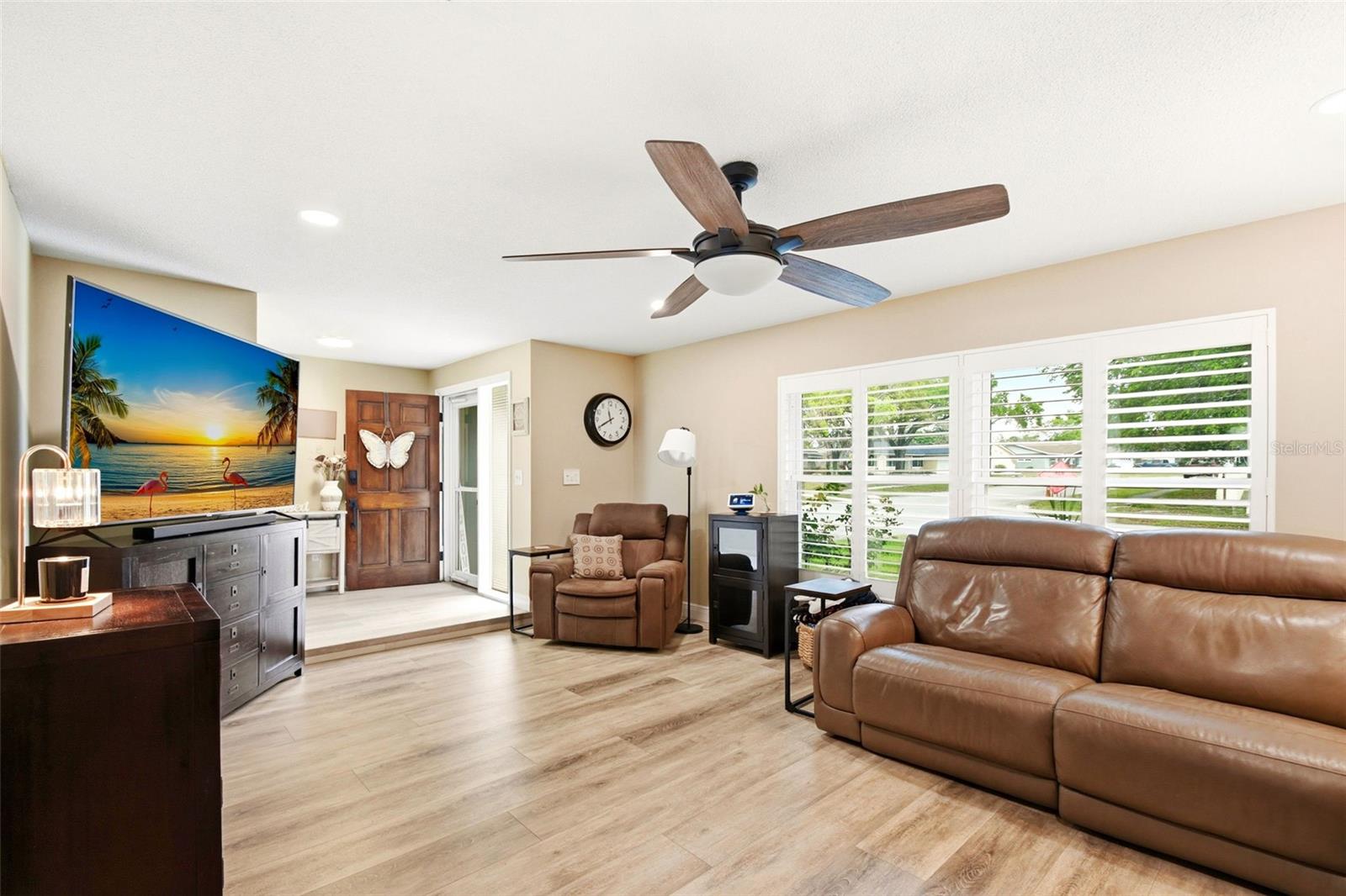 Image 9 of 47 For 2636 Talbot Road