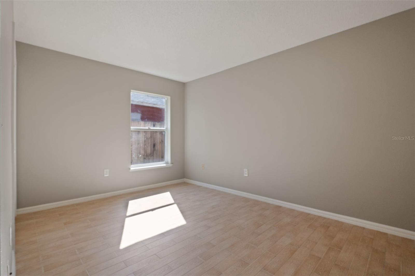 Image 33 of 52 For 2114 Wekiva Reserve Boulevard