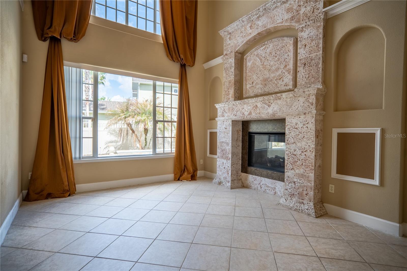 Image 14 of 65 For 10009 Valley Rose Court