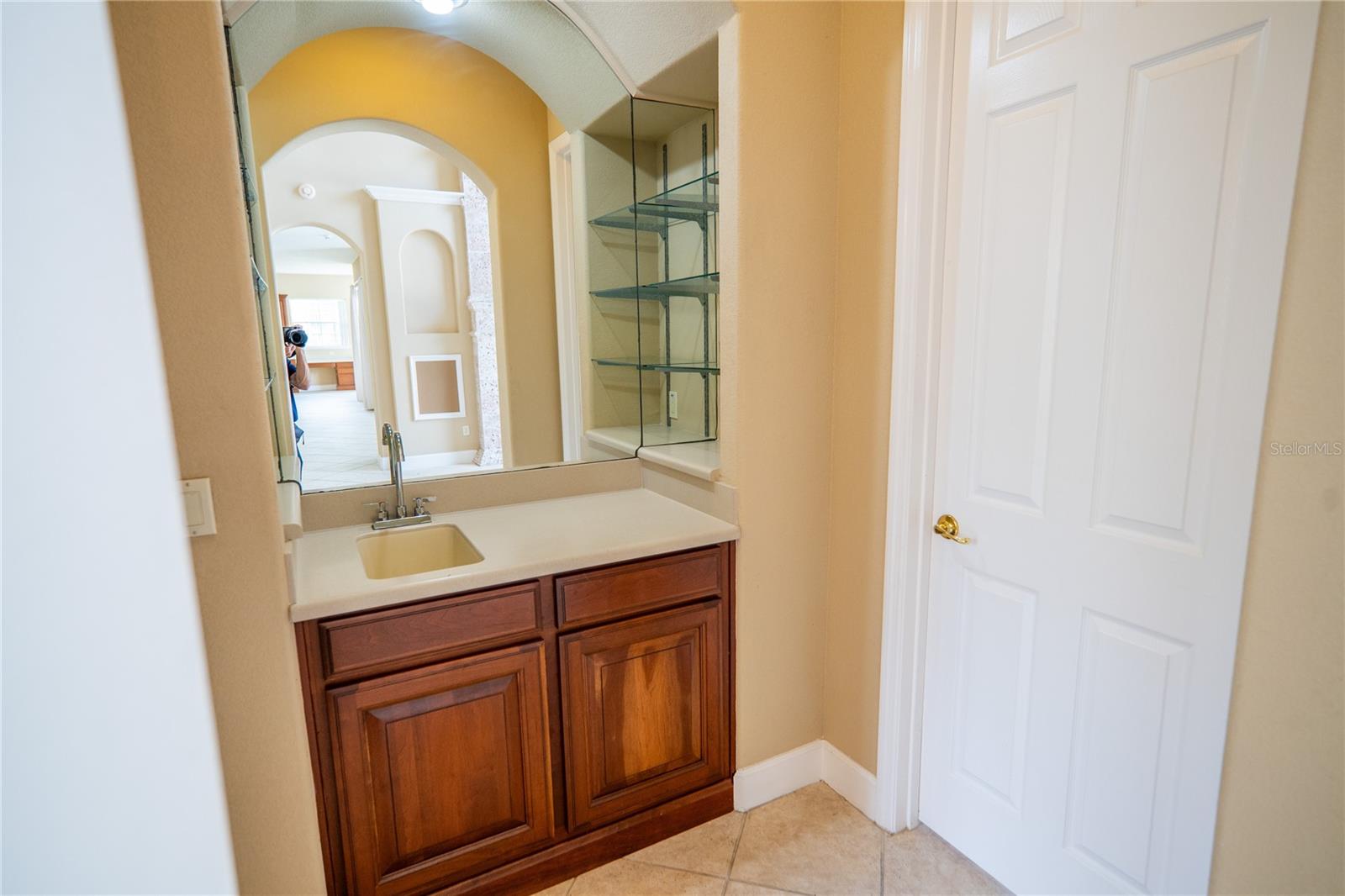 Image 15 of 65 For 10009 Valley Rose Court