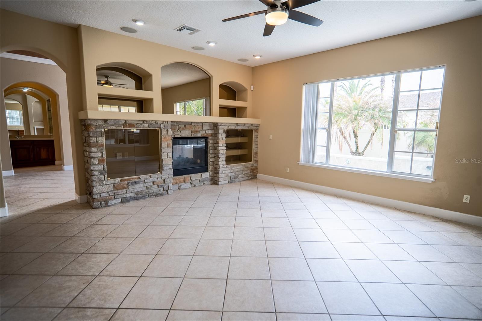 Image 18 of 65 For 10009 Valley Rose Court