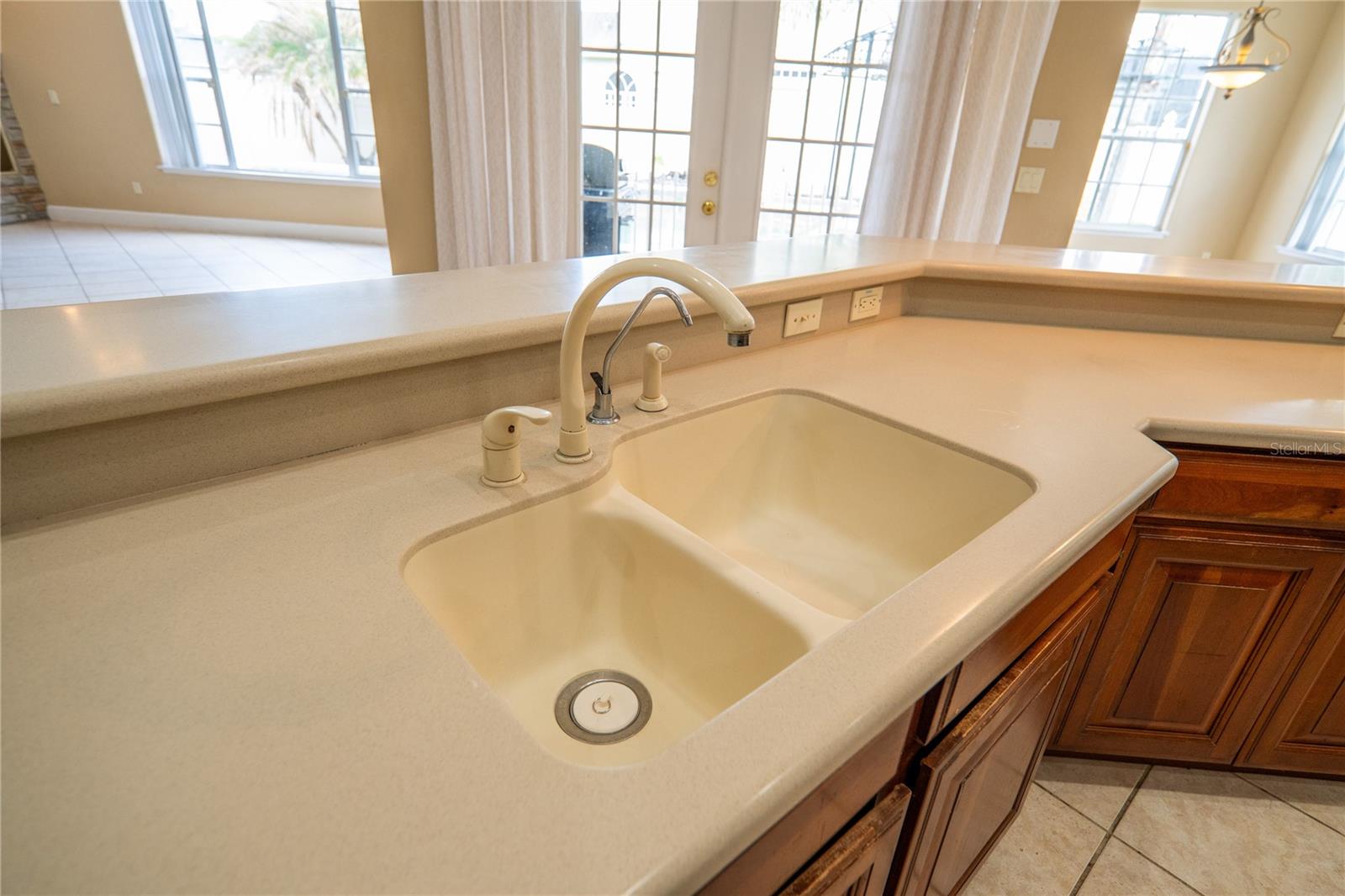 Image 21 of 65 For 10009 Valley Rose Court