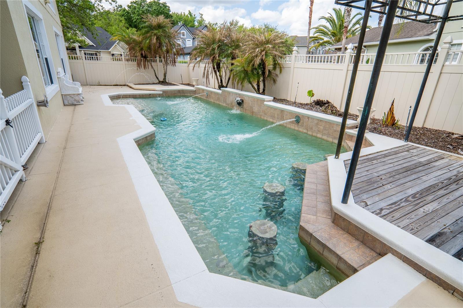 Image 30 of 65 For 10009 Valley Rose Court