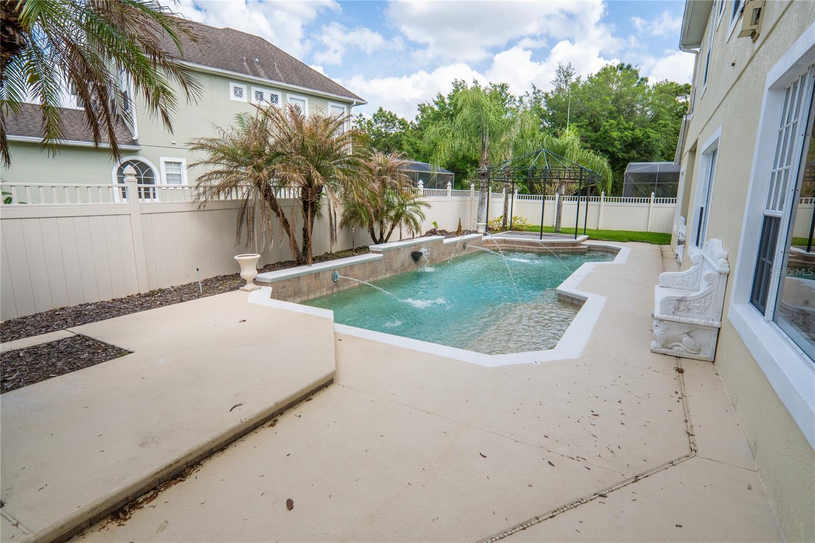 Image 31 of 65 For 10009 Valley Rose Court