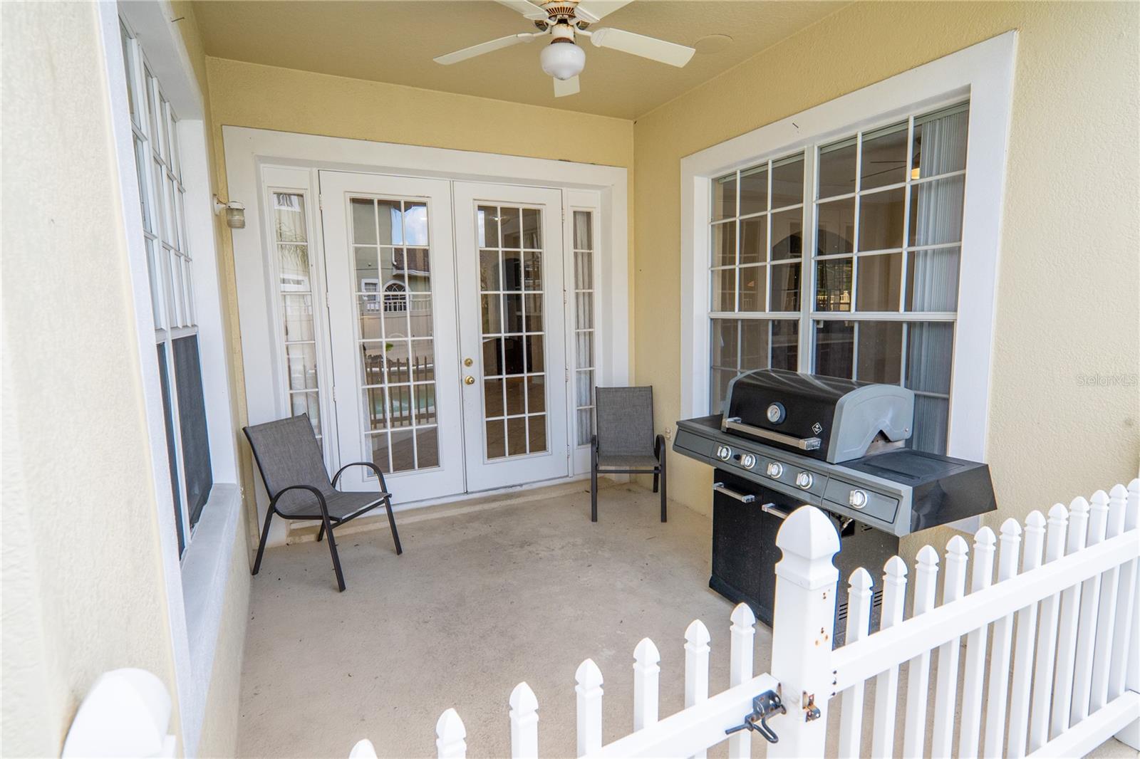 Image 33 of 65 For 10009 Valley Rose Court