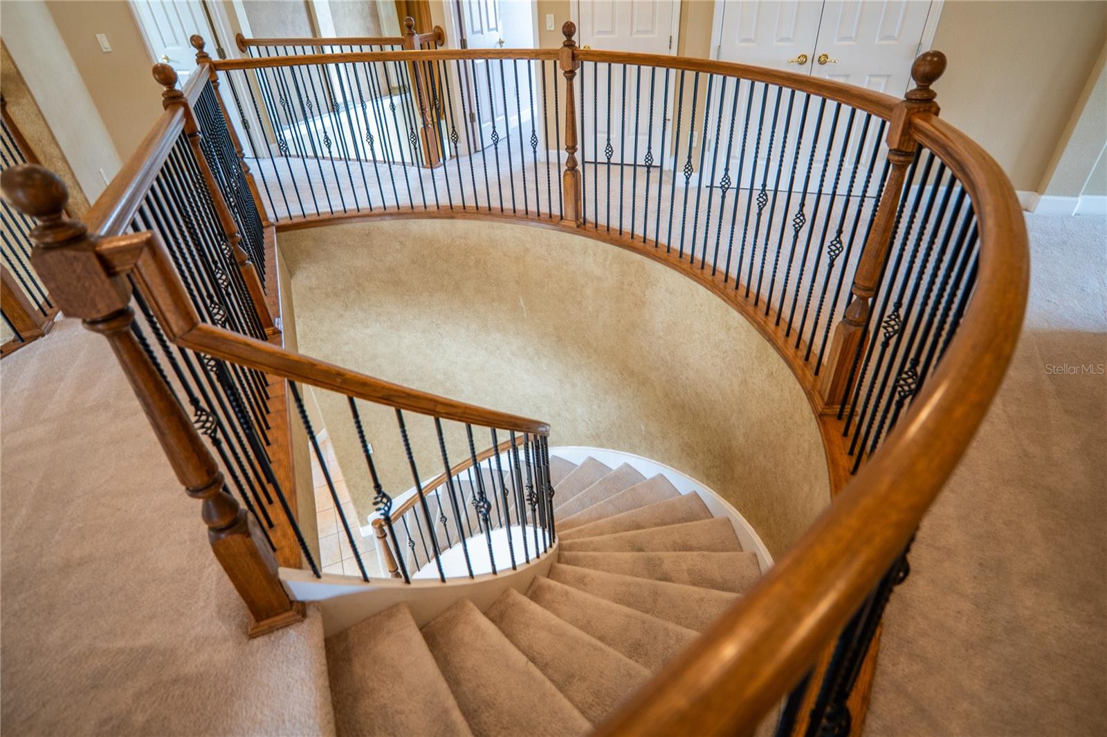 Image 37 of 65 For 10009 Valley Rose Court