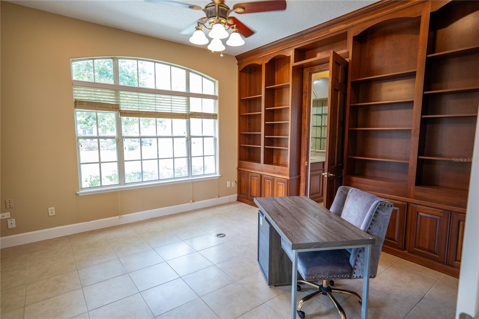 Image 9 of 65 For 10009 Valley Rose Court