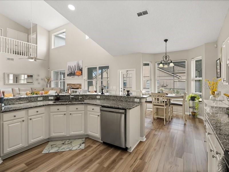 Image 17 of 38 For 531 Terrace Cove Way