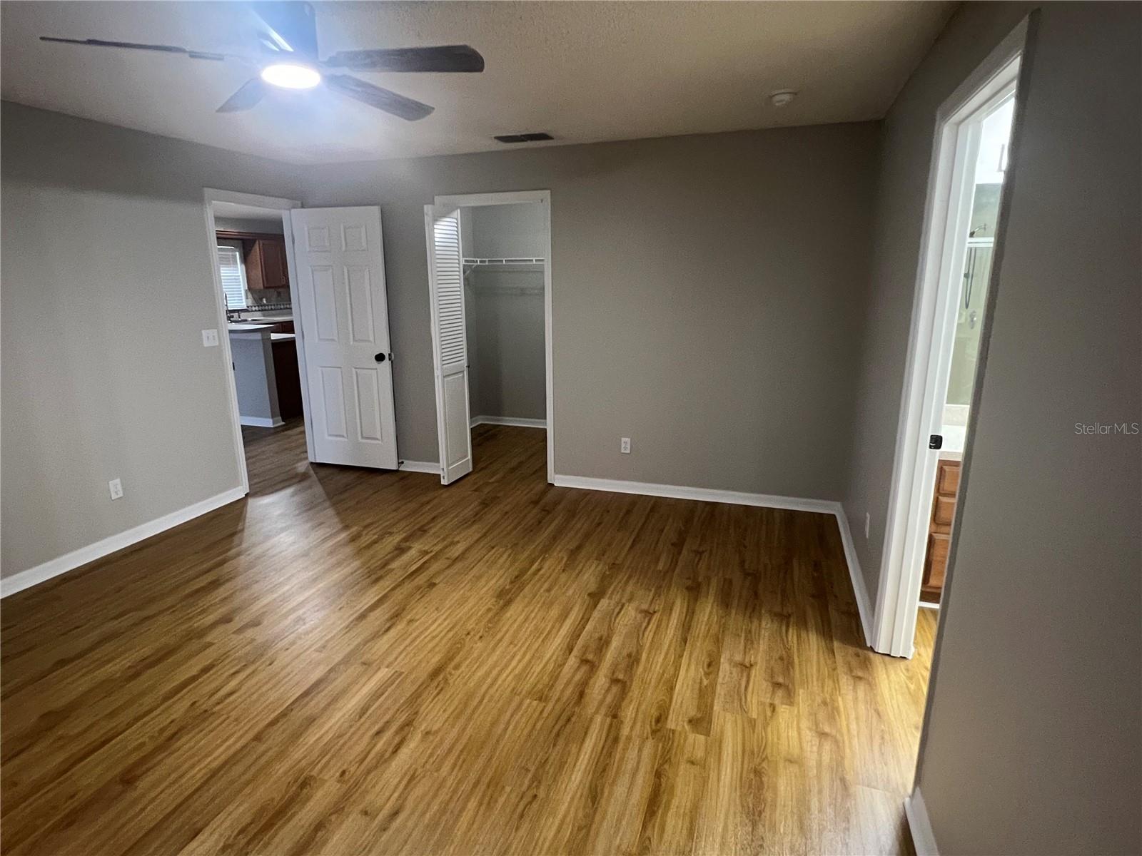 Image 12 of 27 For 1063 Bluegrass Drive