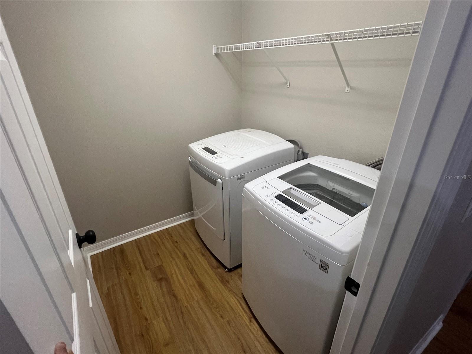 Image 22 of 27 For 1063 Bluegrass Drive