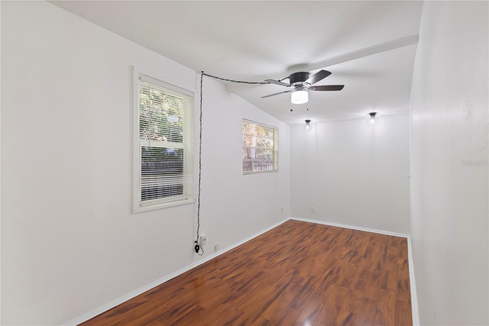 Image 24 of 29 For 235-237 Emory Place