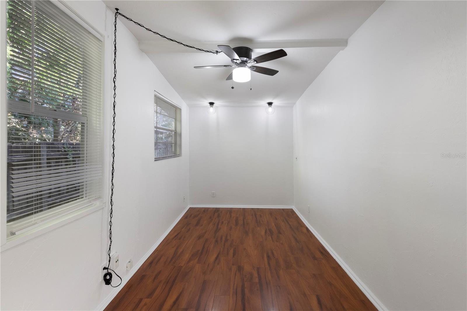 Image 25 of 29 For 235-237 Emory Place