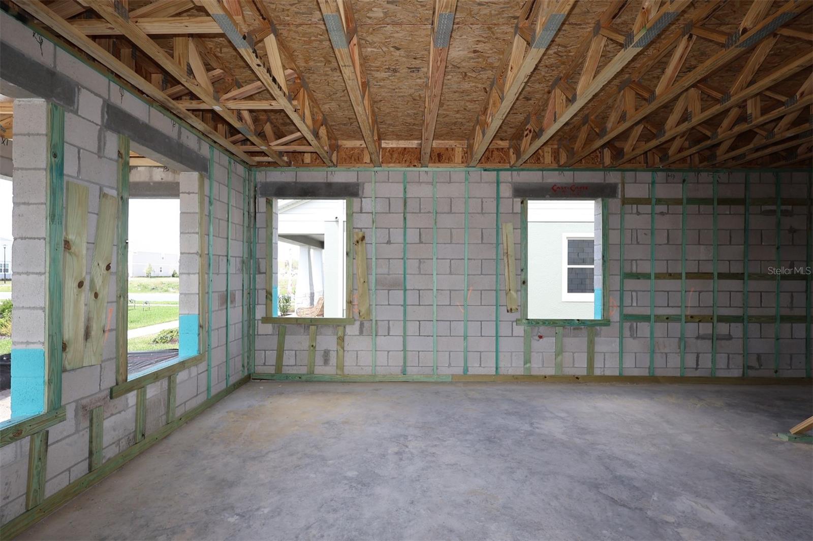 Image 8 of 18 For 1347 Lumpini Street