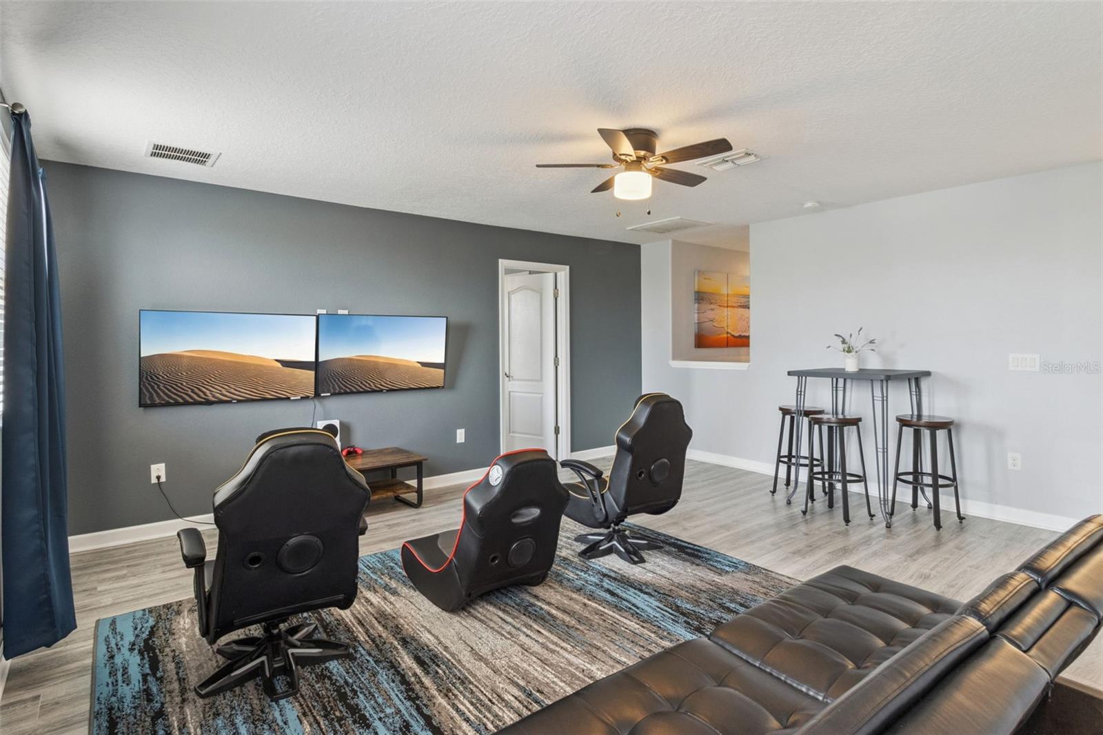 Image 15 of 100 For 9027 Shadow Mountain Street