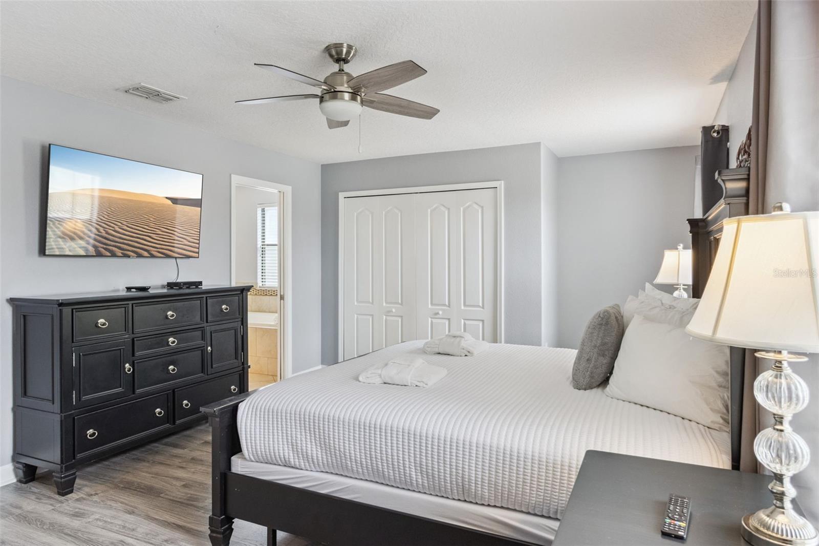 Image 19 of 100 For 9027 Shadow Mountain Street