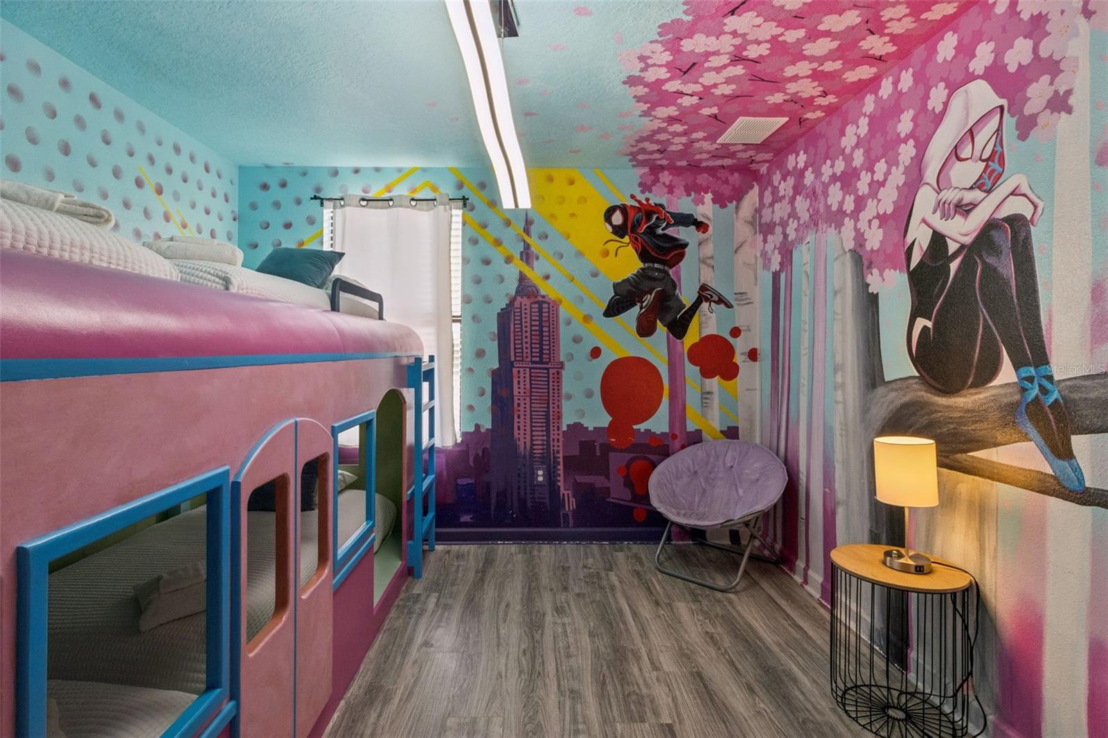 Image 26 of 100 For 9027 Shadow Mountain Street