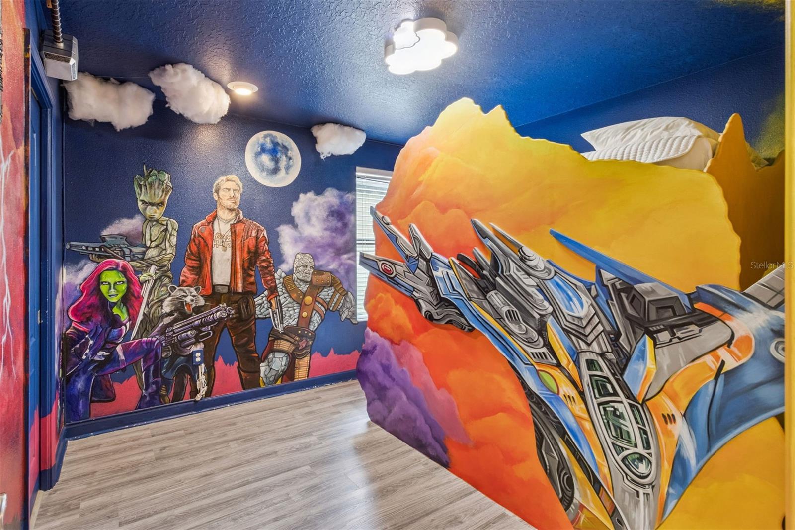 Image 29 of 100 For 9027 Shadow Mountain Street