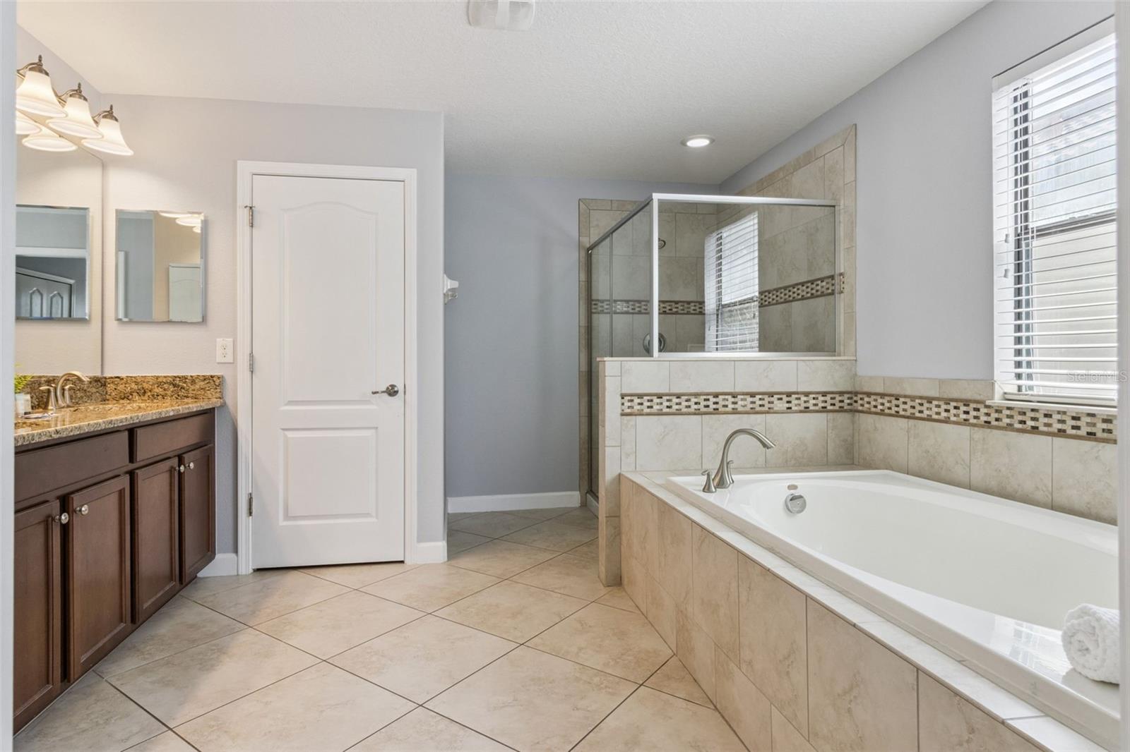 Image 31 of 100 For 9027 Shadow Mountain Street