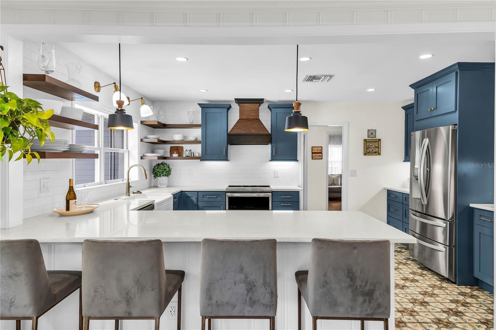 Image 14 of 65 For 1410 Summerlin Avenue