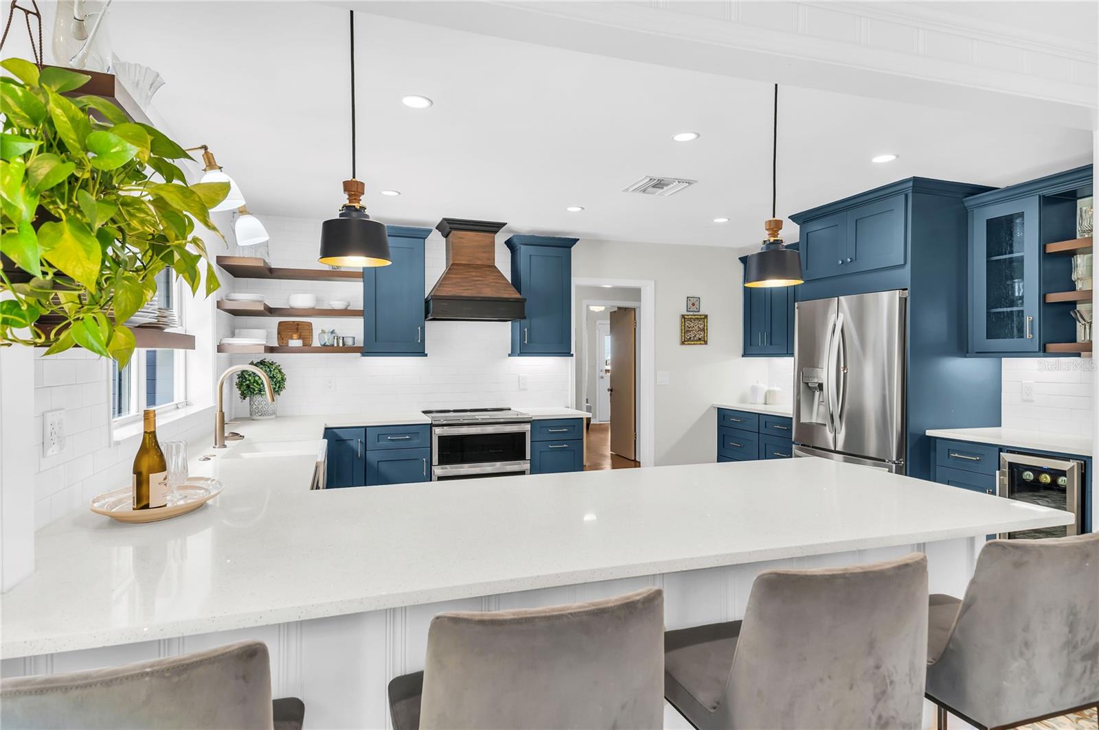 Image 16 of 65 For 1410 Summerlin Avenue