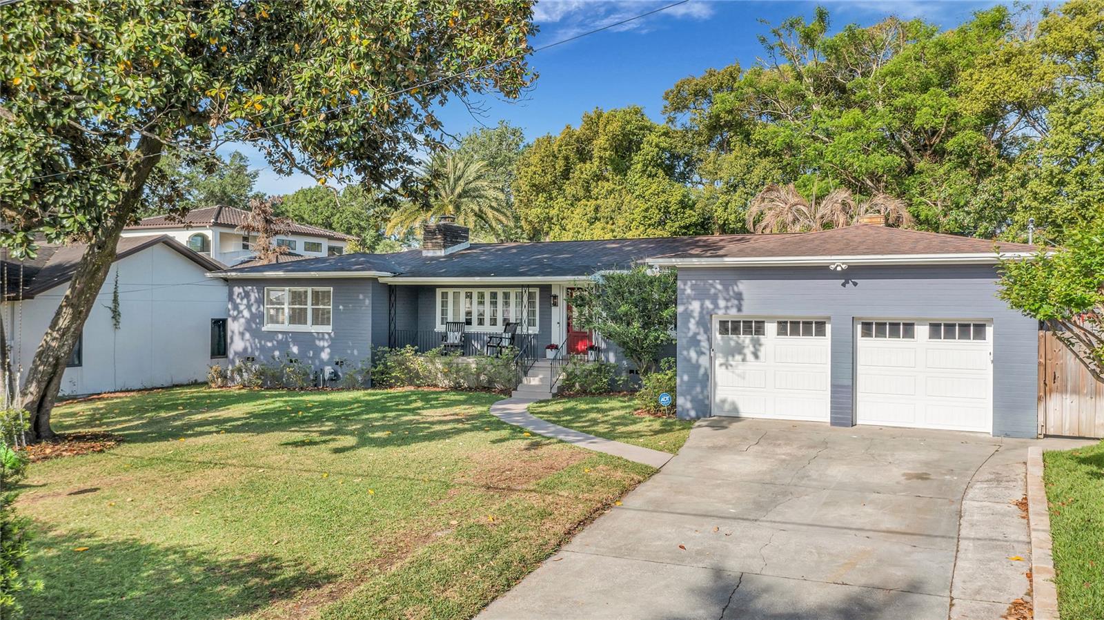 Image 2 of 65 For 1410 Summerlin Avenue