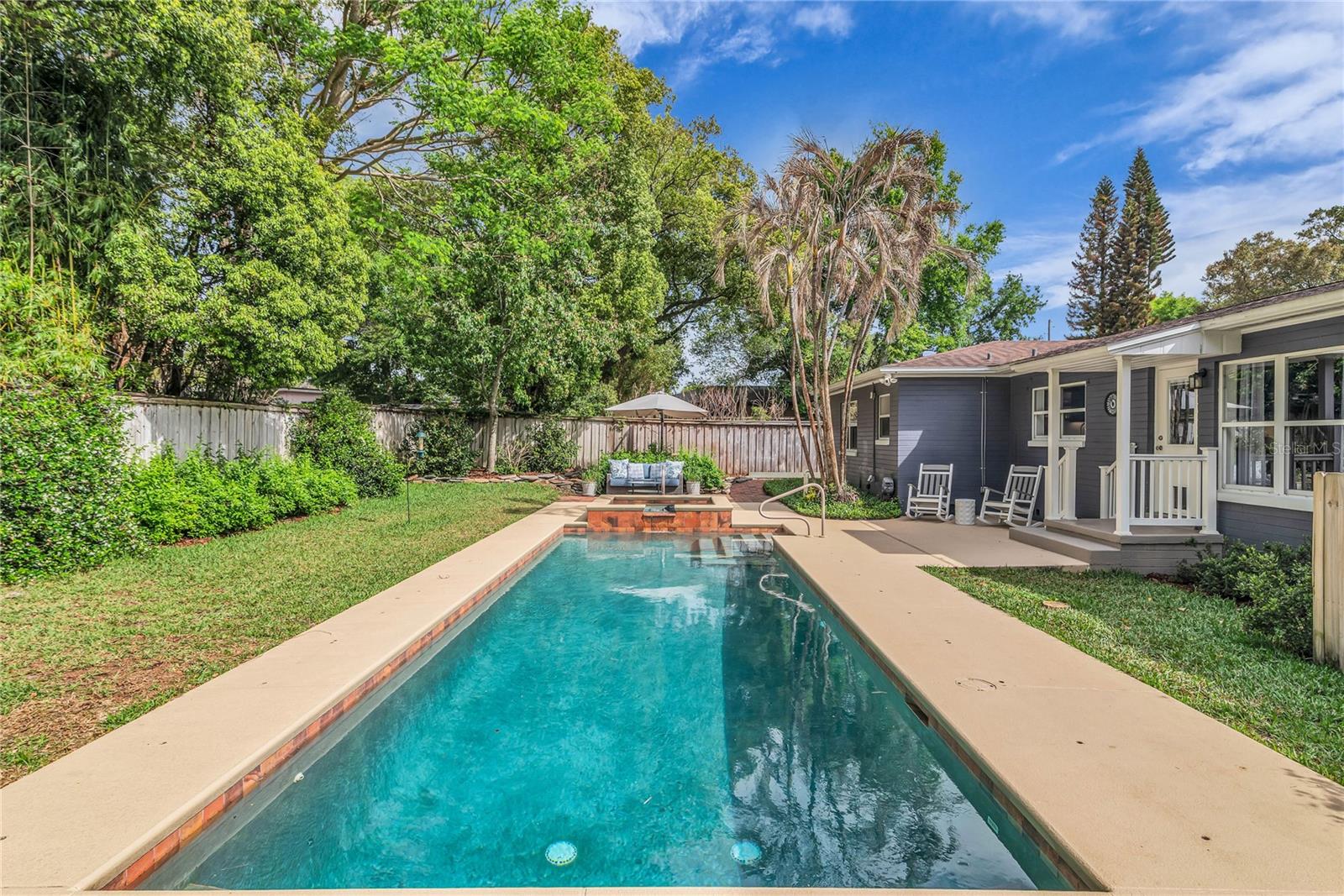 Image 20 of 65 For 1410 Summerlin Avenue