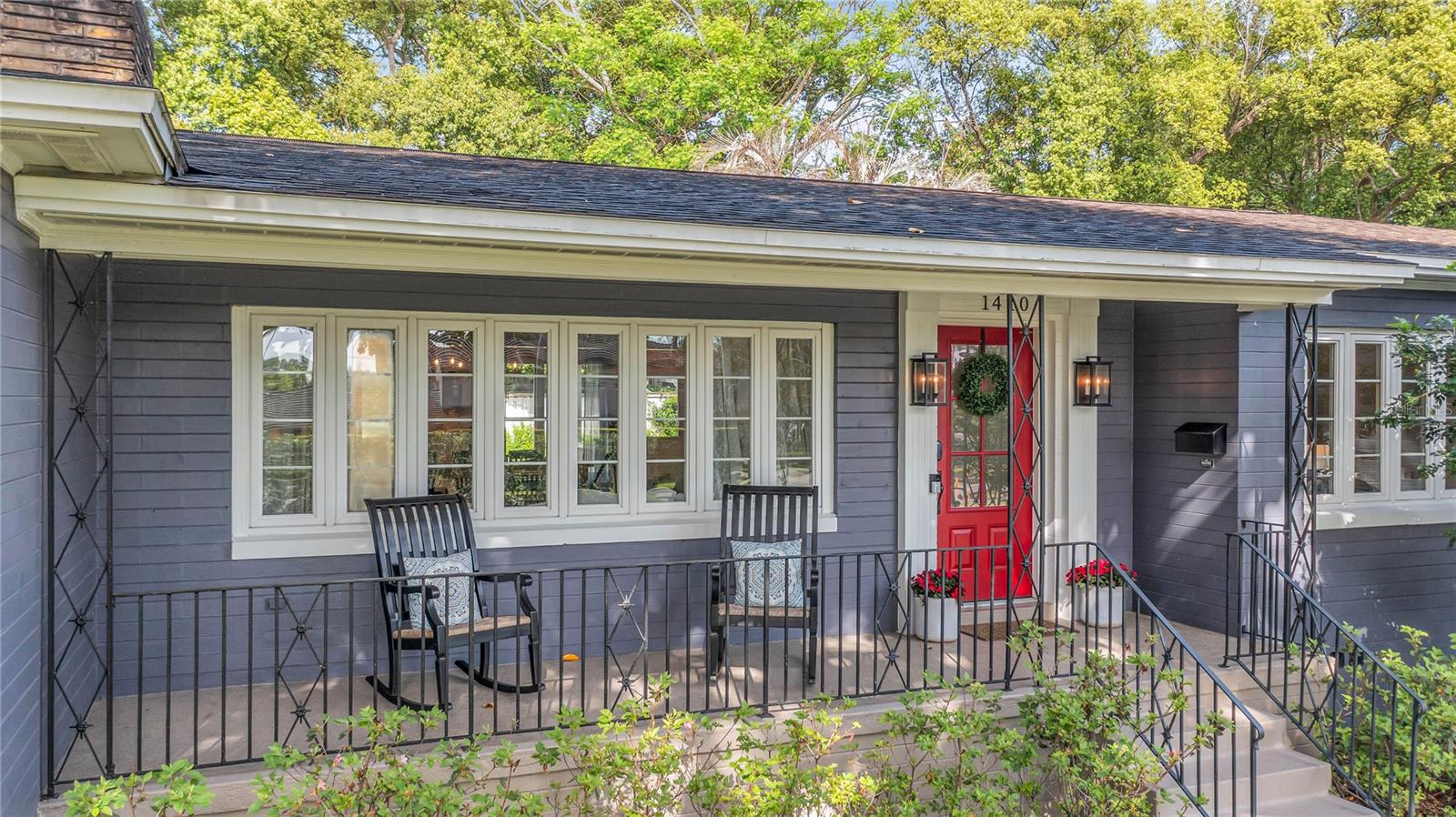 Image 4 of 65 For 1410 Summerlin Avenue