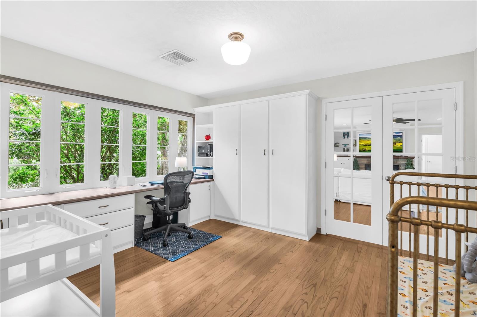 Image 42 of 65 For 1410 Summerlin Avenue