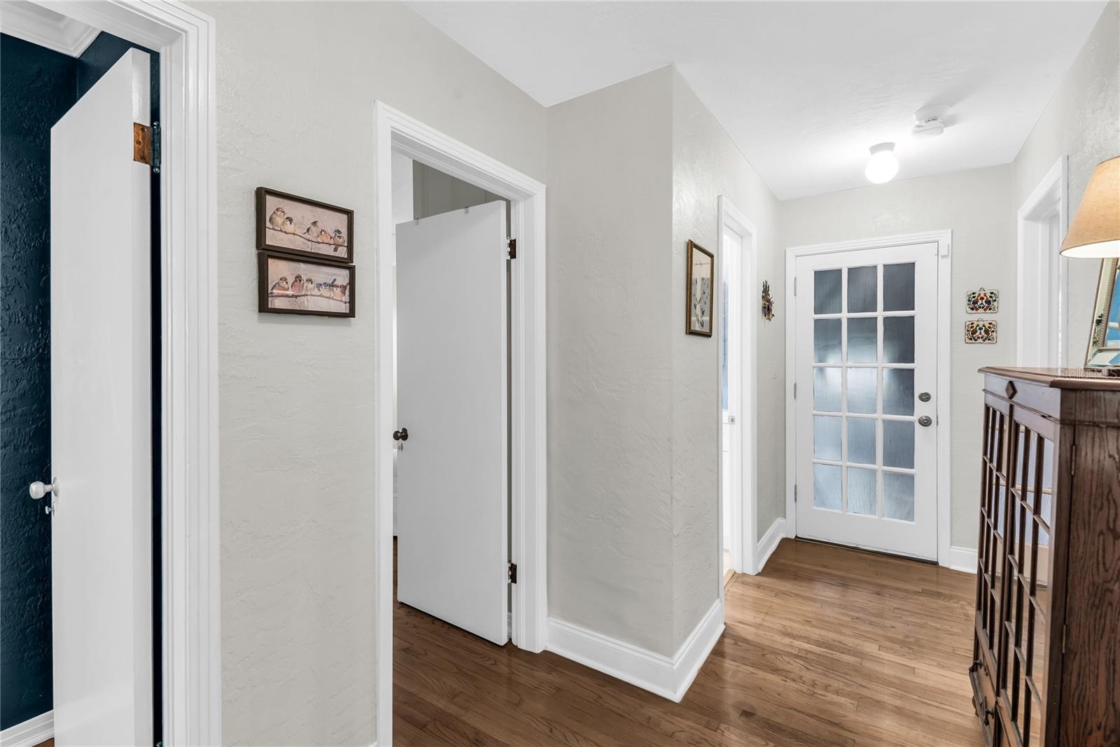 Image 44 of 65 For 1410 Summerlin Avenue