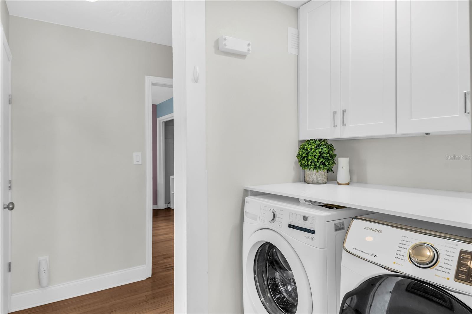 Image 48 of 65 For 1410 Summerlin Avenue