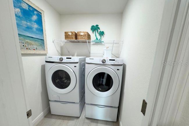 Image 20 of 32 For 10530 Fountain Palm Circle